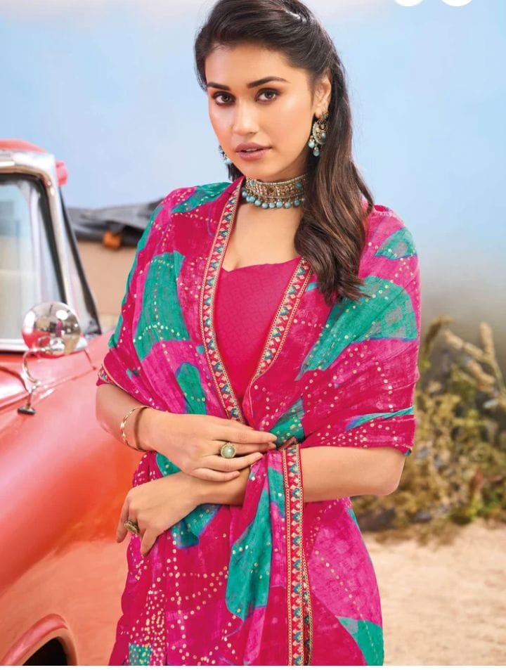 Premium Printed Chiffon Saree with Matching Blouse | Pink Casual & Party Wear Saree - View 2