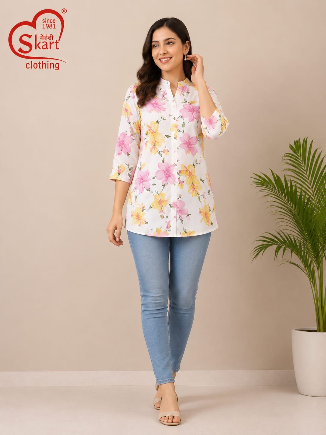 Elegant White Floral Printed Women’s Casual Top - View 2