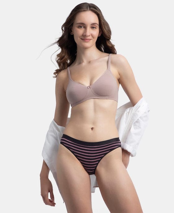 Jockey 3005 Women's Cotton Stretch Printed Bikini Panty – Soft Mid-Rise Everyday Innerwear